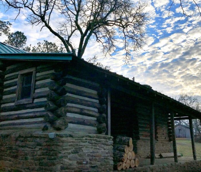 The Civilian Conservation Corps log cabin structure along the Pinhoti Trail.
