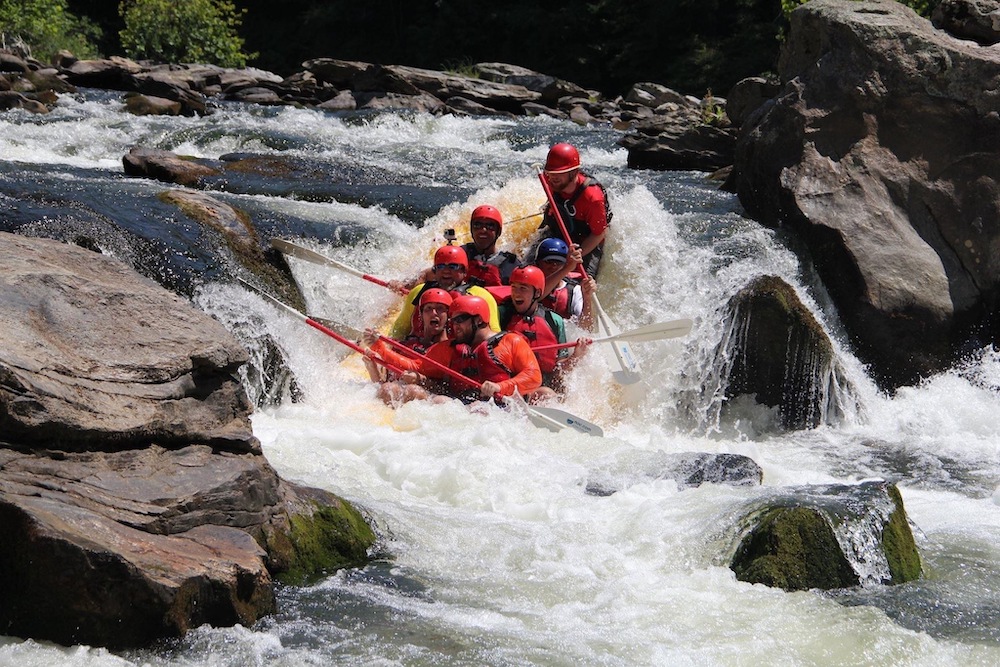 A low water horseshoe line A low water horseshoe line on the Chattooga River Section IV