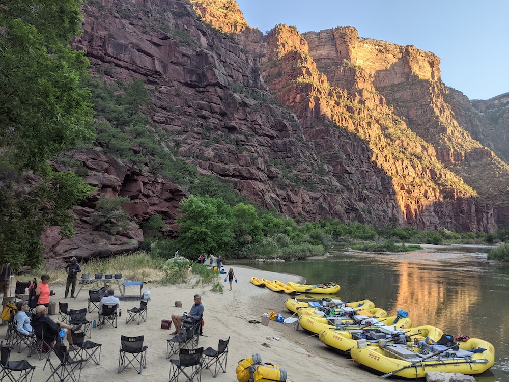 Gates of Lodore 6 whitewater rafts on the beach on the Gates of Lodore river